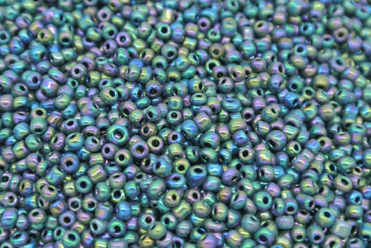 Seed Beads -11/0 size #449 Metallic 1Pound - Click Image to Close