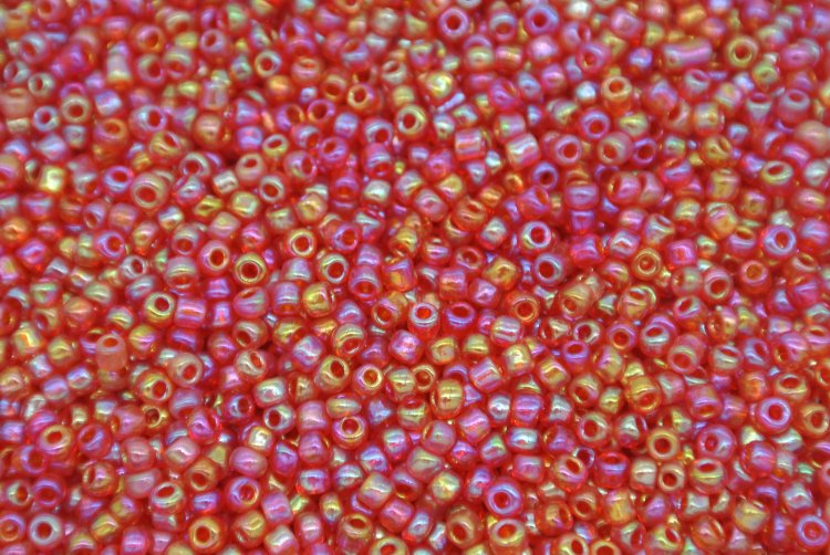 Seed Beads -11/0 size #405D Pearl Red 1Pound - Click Image to Close