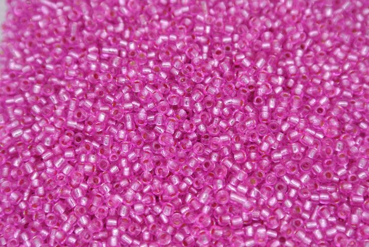 Seed Beads -11/0 size #35R Metal Pink 1Pound - Click Image to Close