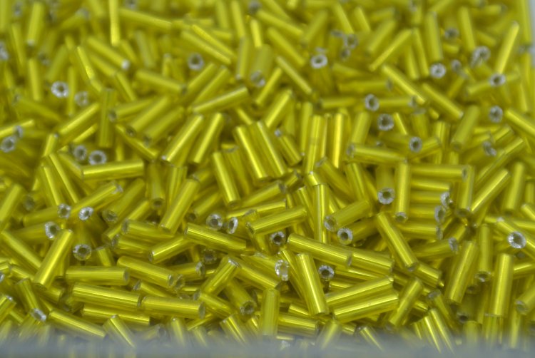 Buggle Beads 3"sizes #32 Metal Yellow 1/6Pound - Click Image to Close