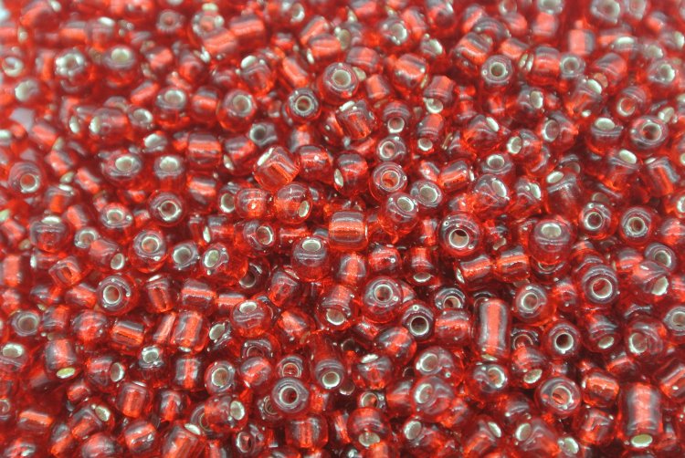 6/0 E Beads #25D Metal Red 1/6Pound - Click Image to Close