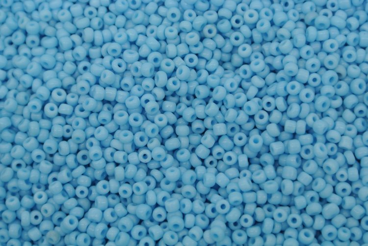Seed Beads -11/0 size #43 Powder Blue 1Pound - Click Image to Close