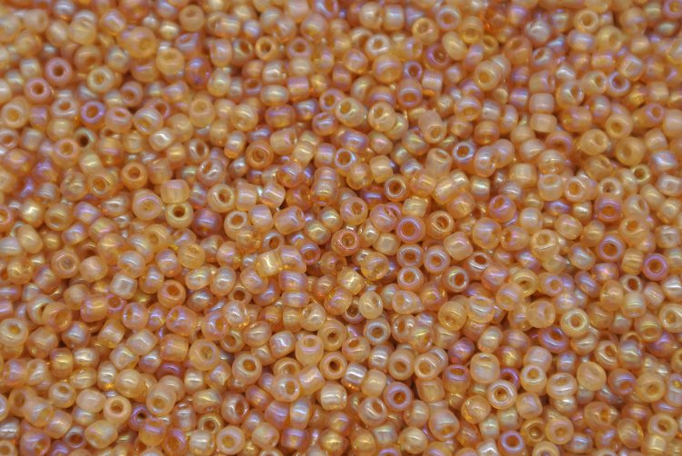 Seed Beads -11/0 size #402D Pearl Dark Yellow 1/6Pound - Click Image to Close