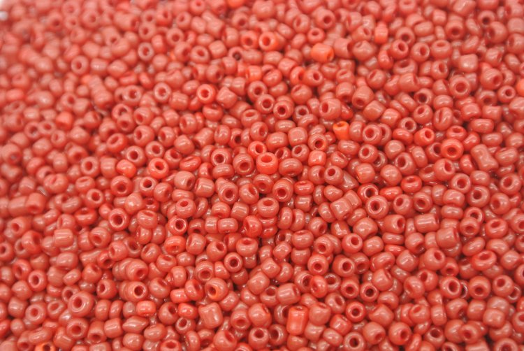 Seed Beads -11/0 size #45 Red 1Pound - Click Image to Close