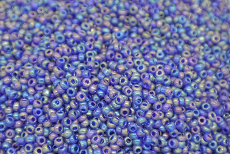 Seed Beads -11/0 size #408 Purple Blue 1/6Pound - Click Image to Close