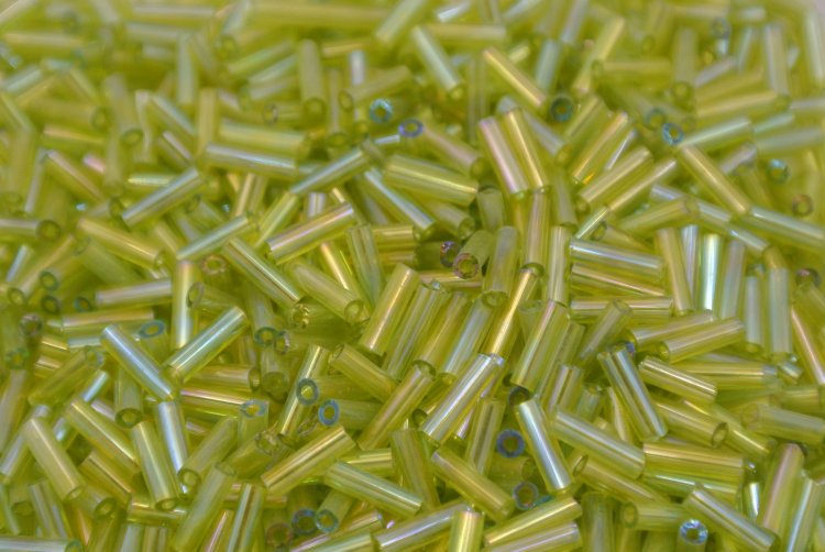 Buggle Beads 3"sizes #404 Transparent Apple Green 1/6Pound - Click Image to Close